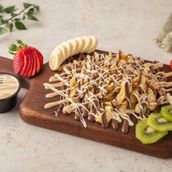 Crepe Mix With Fresh Fruits And Sauce