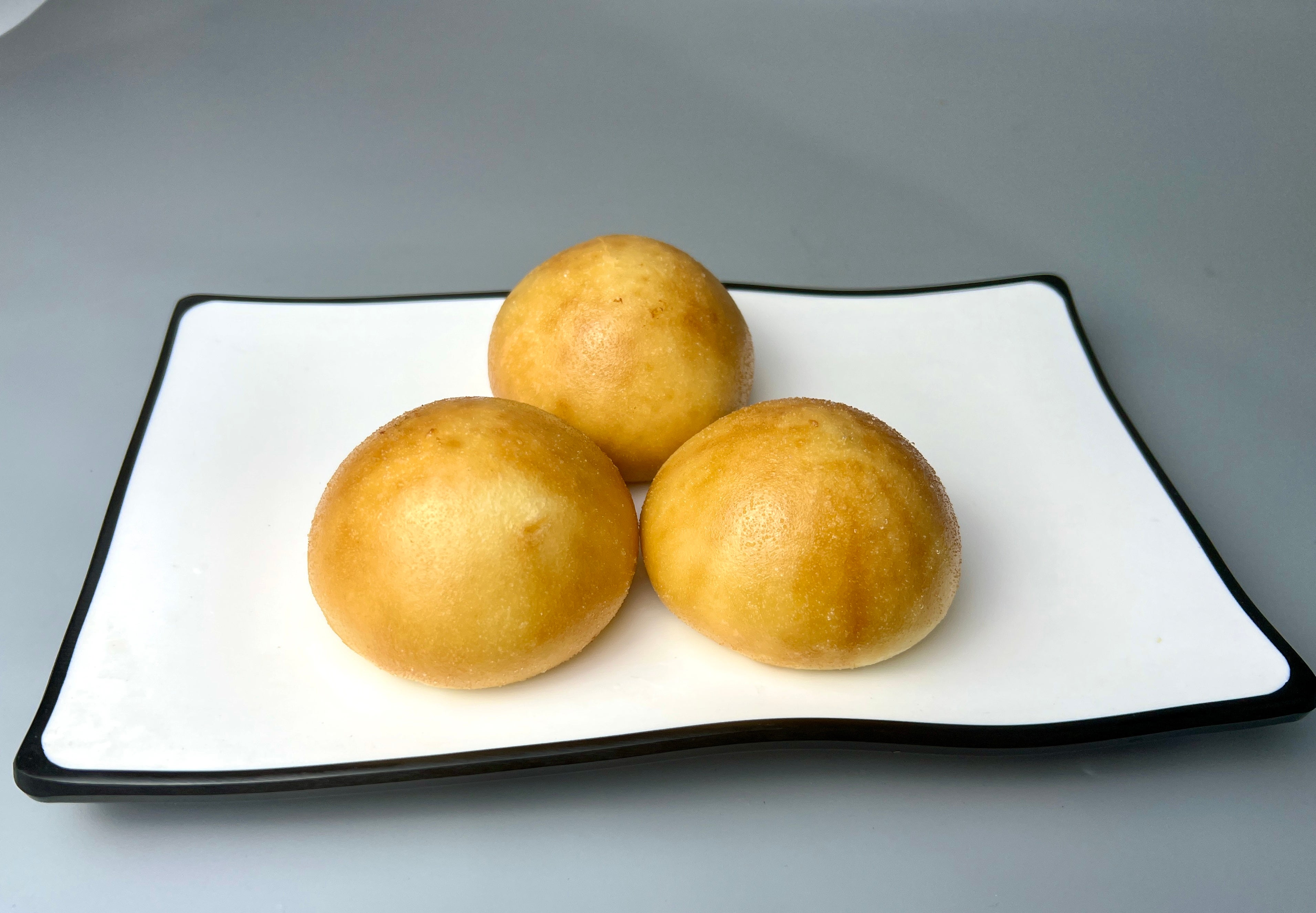 Deep Fried Black Sesame Bun（3）