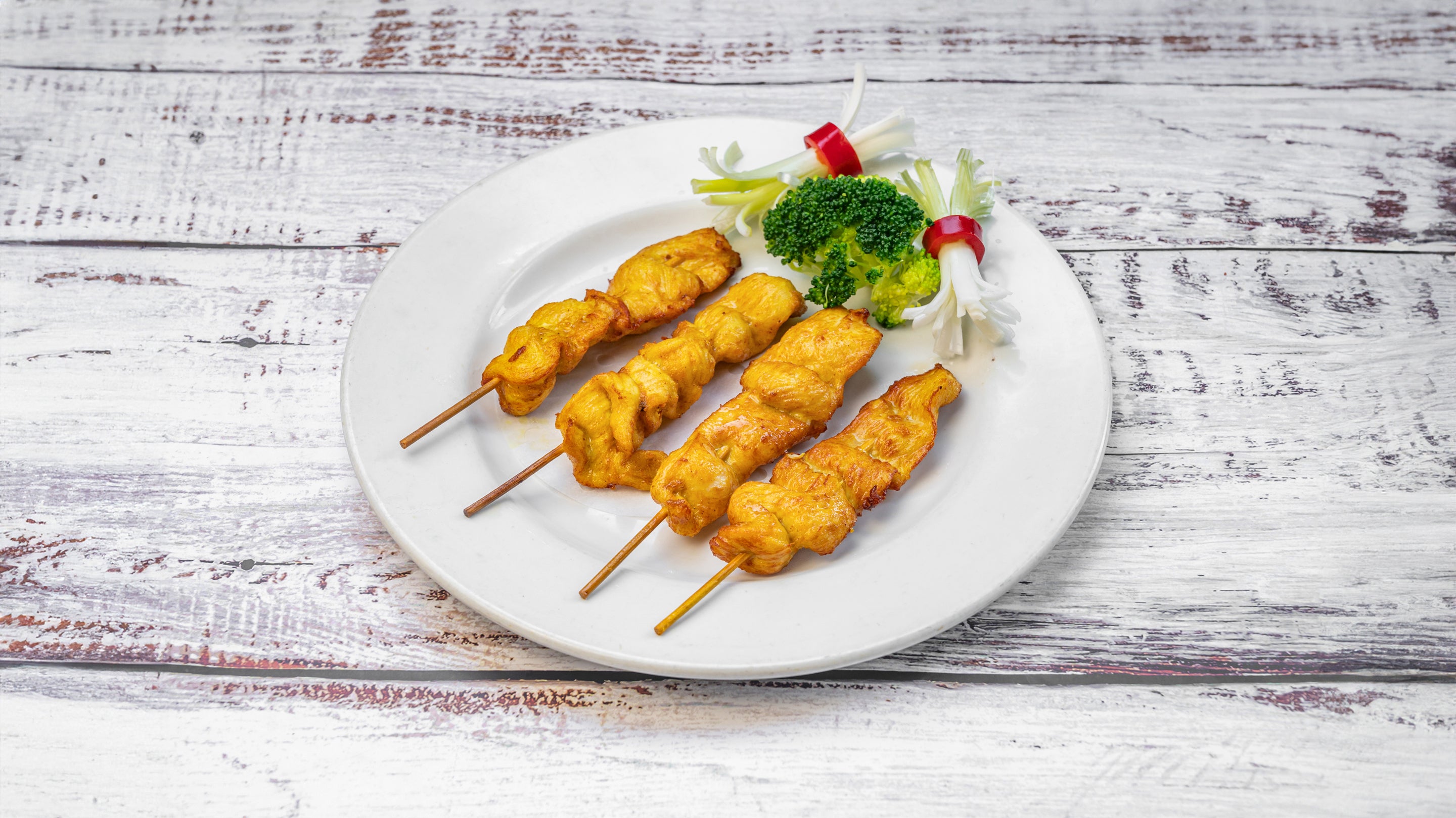 Satay Chicken on Skewer (4 Pieces)串沙鸡