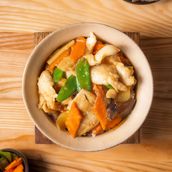 Chicken With Bamboo Shoot And Shiitake Mushrooms, Steamed Rice