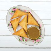 Emirati Cheese Sambosa