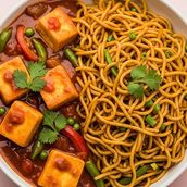 Chili Paneer with Hakka Noodles