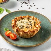 Steak and Caramelised Onion Pie