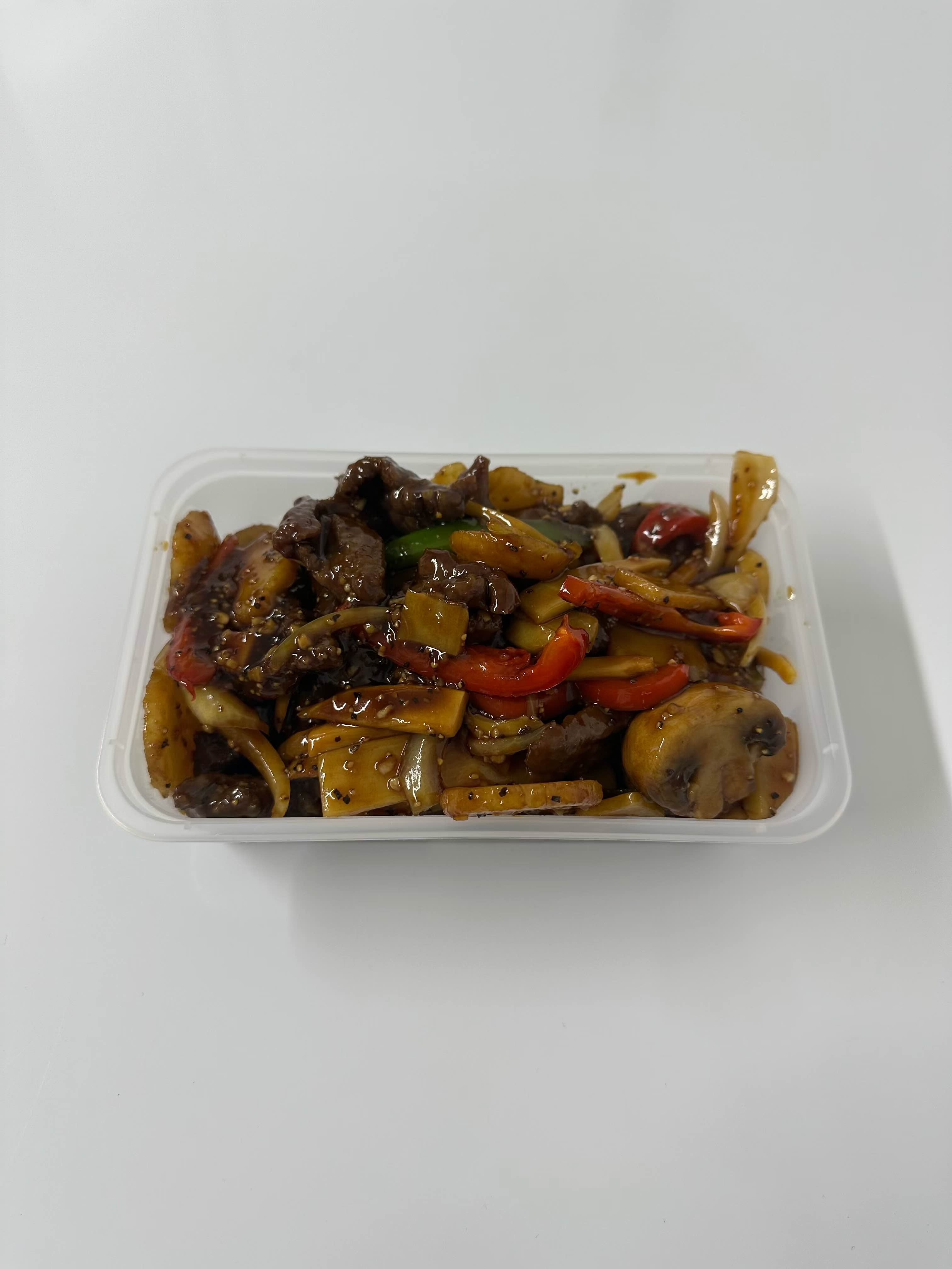 40 Beef in Black Pepper Sauce