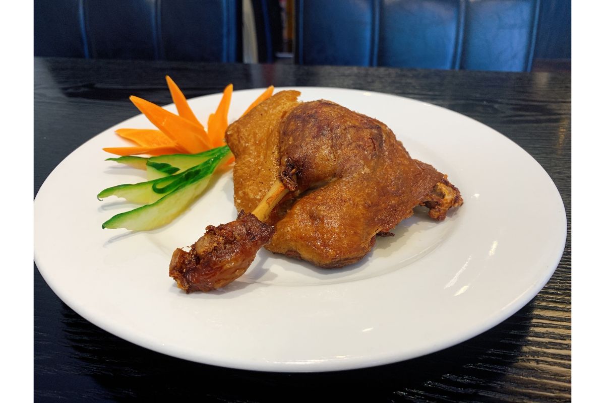 Crispy Aromatic Duck Quarter 1/4 香酥鸭