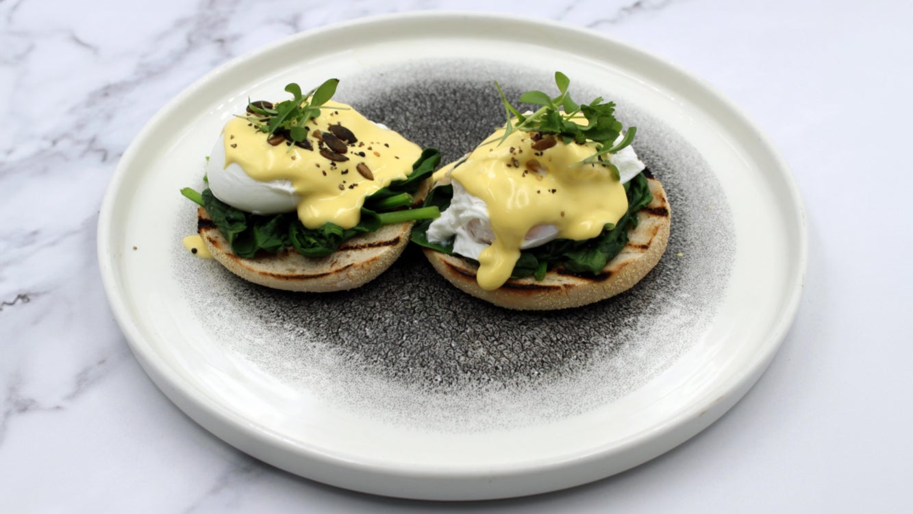EGGS FLORENTINE (V)