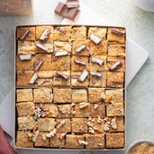 Mix Bal Kinder And Bal Pecan Bite