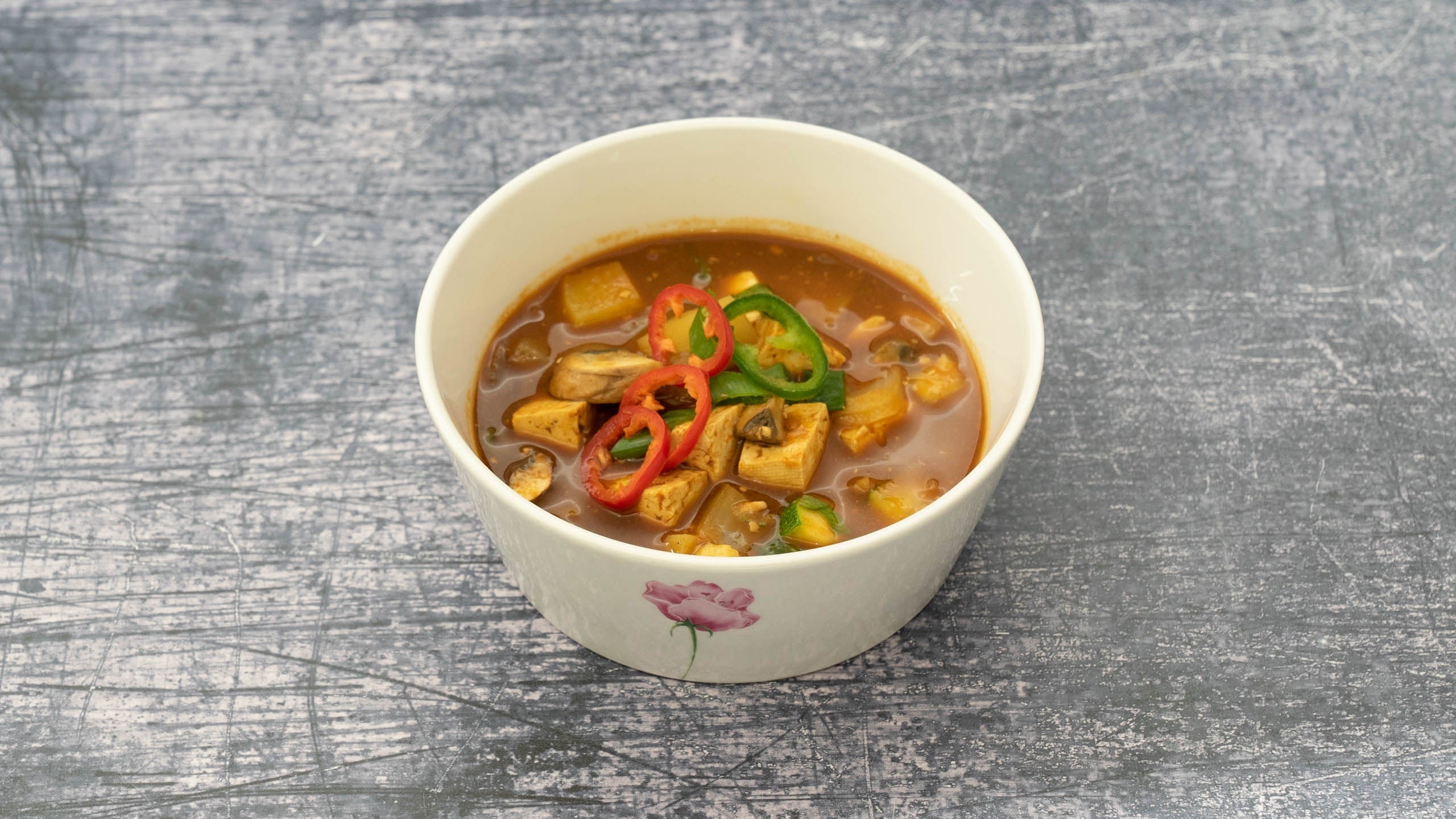 Soybean paste stew 된장찌게 (Dwenjangjjigae)
