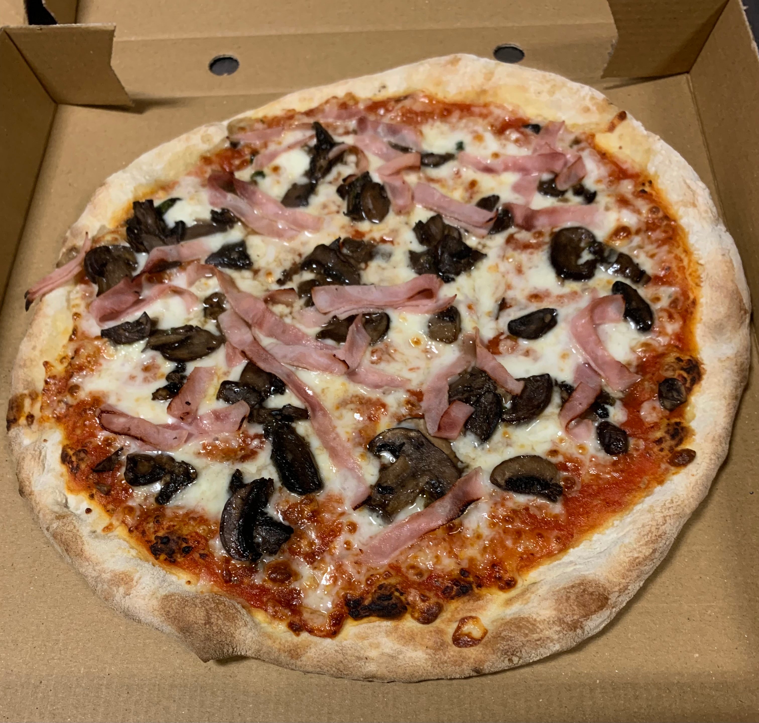 Pizza Prosciutto cotto e funghi