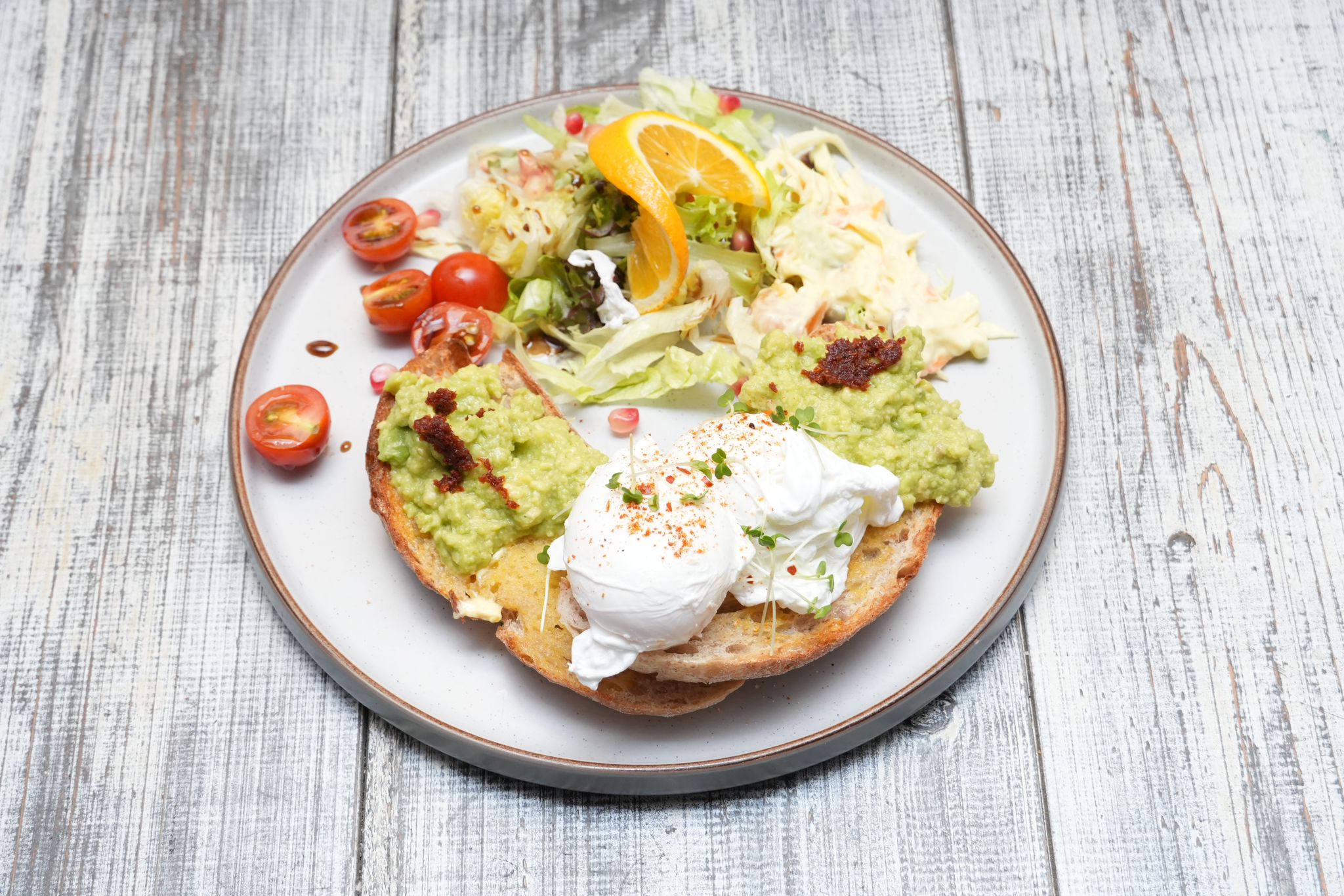 Avocado Poached Eggs