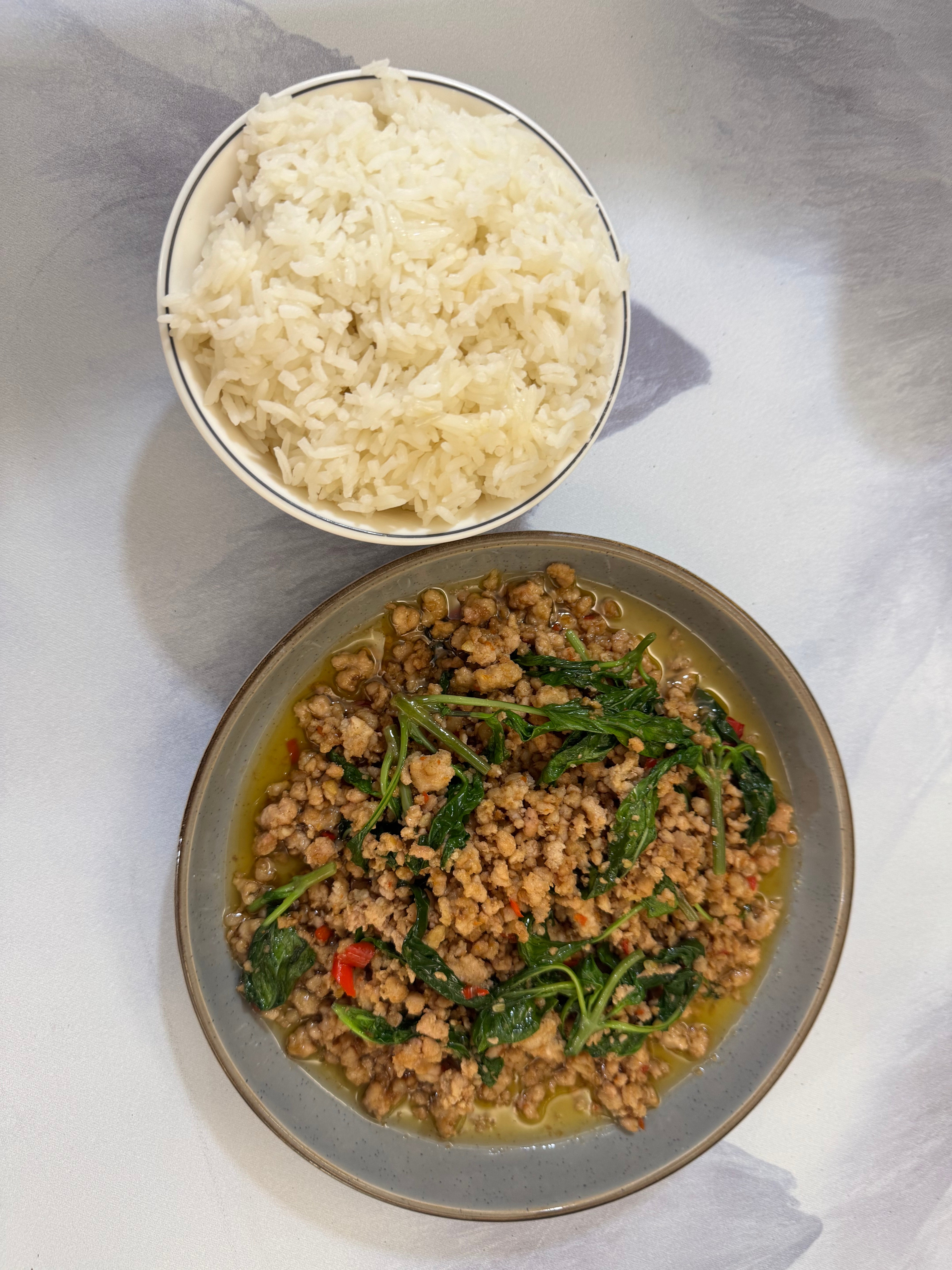 傣味打抛猪🐷+ 白饭+ 荷包蛋 Dai-Style Holy Basil Minced Pork+Steamed Rice+ Pan fried egg