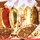 Assorted Shamiya Box.