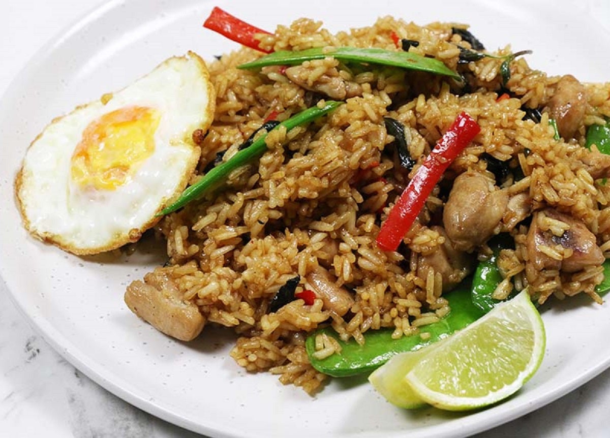 Khao Pad (Thai fried rice)