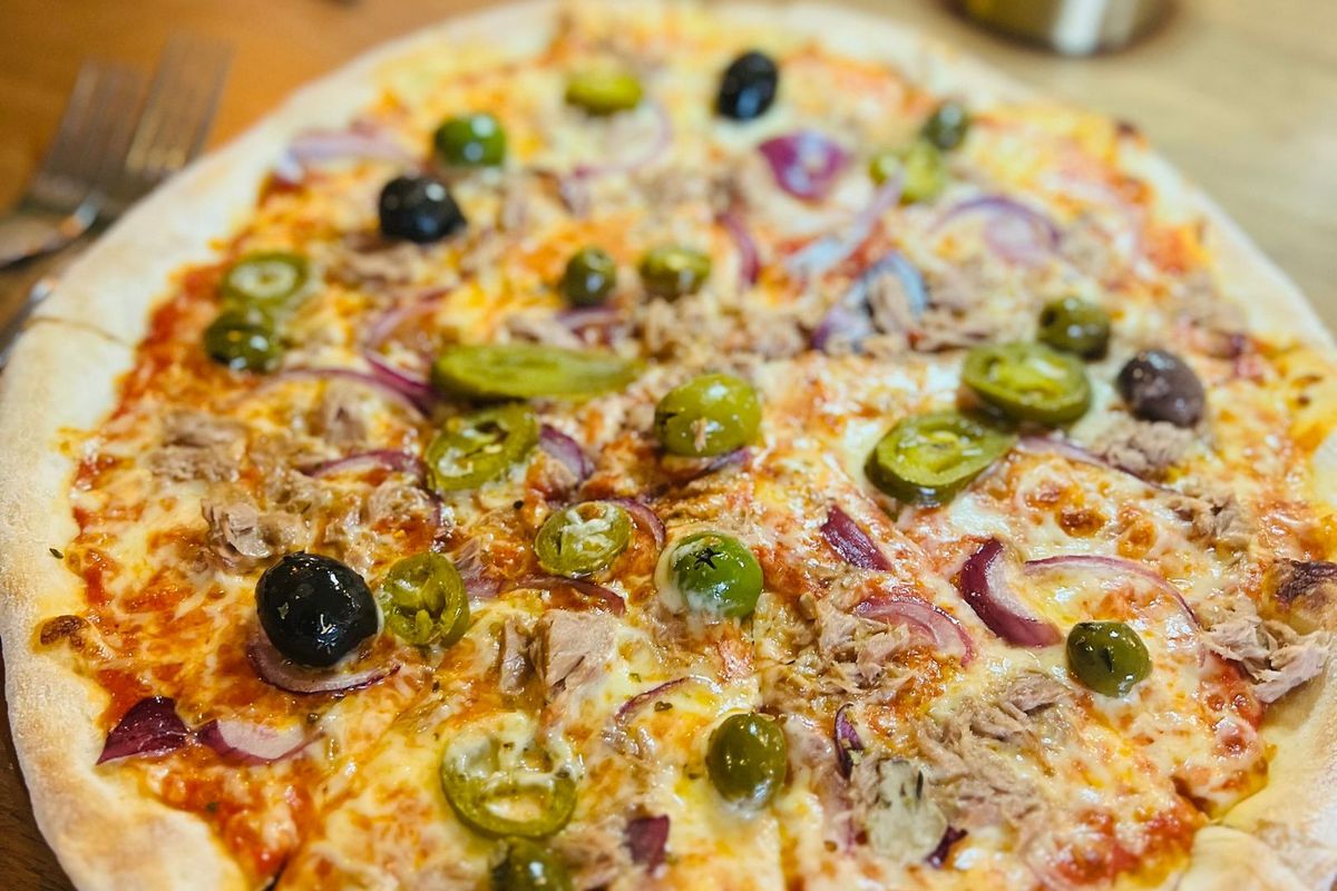 Pizza Tonno, Cipola