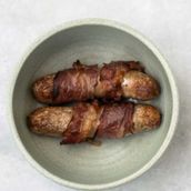 jones sausages wrapped in smoked beef bacon