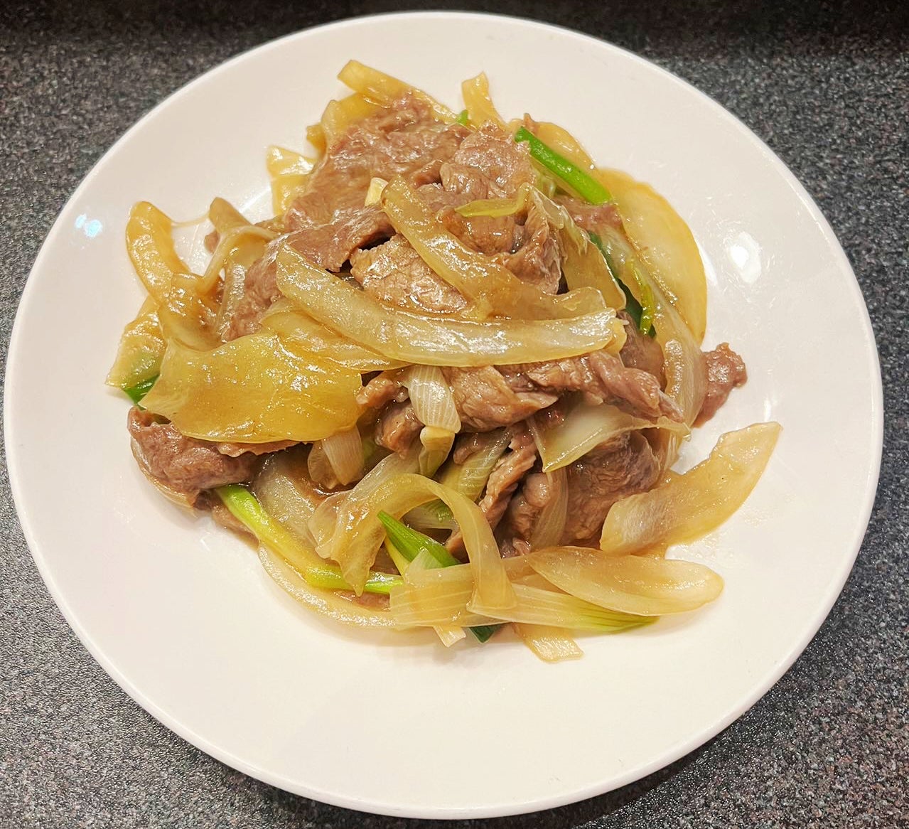 Beef with Ginger and Spring Onions 姜葱牛肉