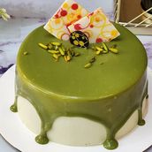 Pistachio Bento Cake