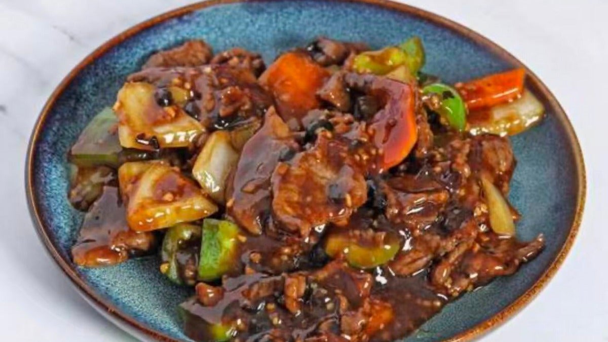 士召牛Beef in Green Pepper and Black Bean Sauce (Hot)