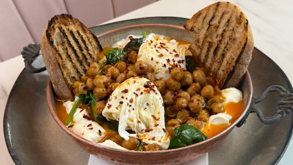 Çilbir (Turkish-eggs) (Vegetarian)