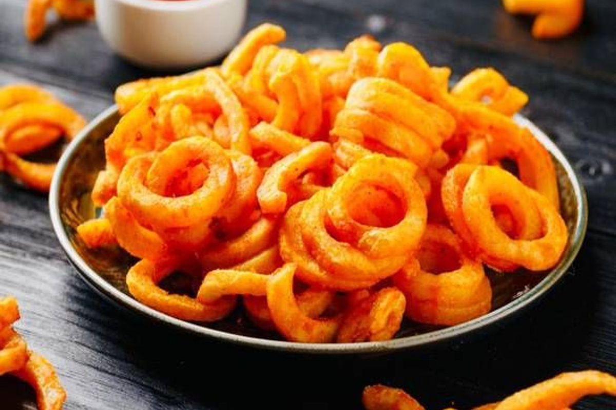 Twister Seasoned Golden Curly Fries