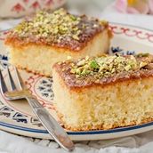 Harissa with almonds