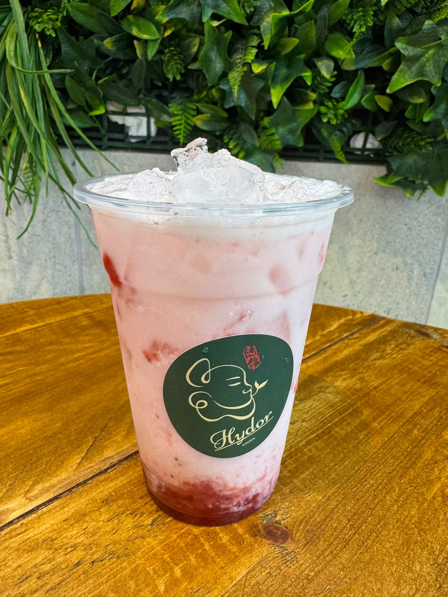 Strawberry Coconut Milk草莓生椰