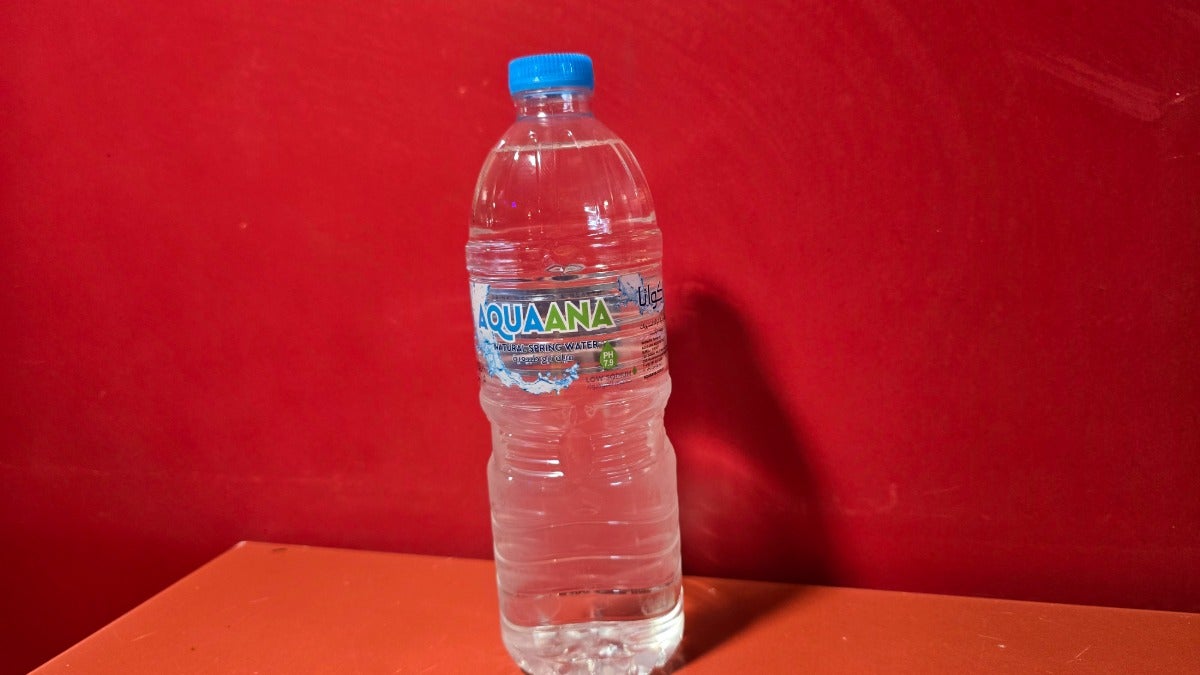 Water (Can)