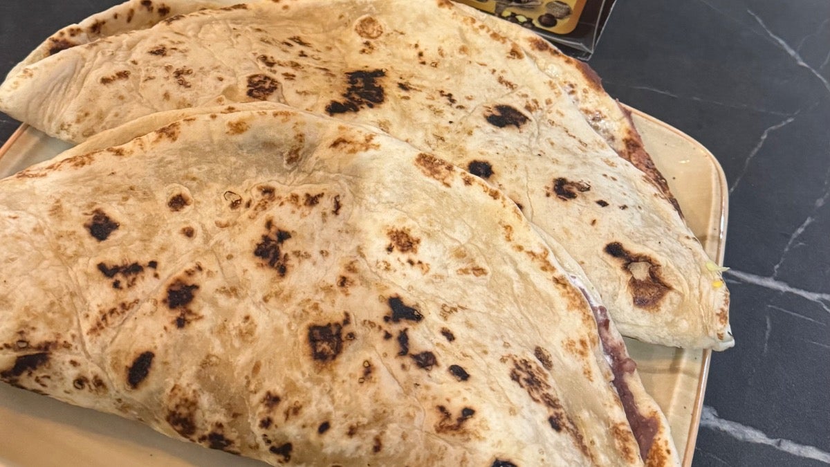 Baleada Hondureña (Honduran Baleada)