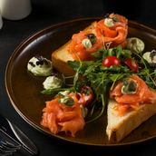 Salmon Avo
