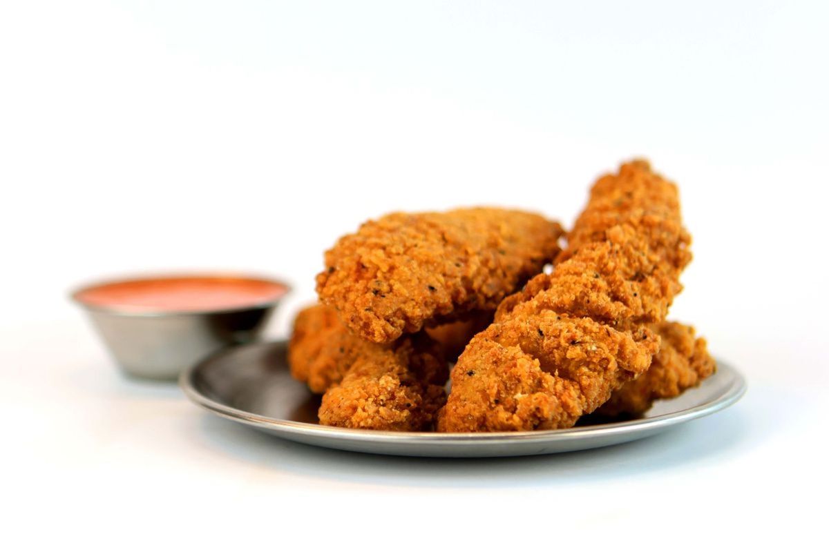 6 x Chicken Tenders + Dip