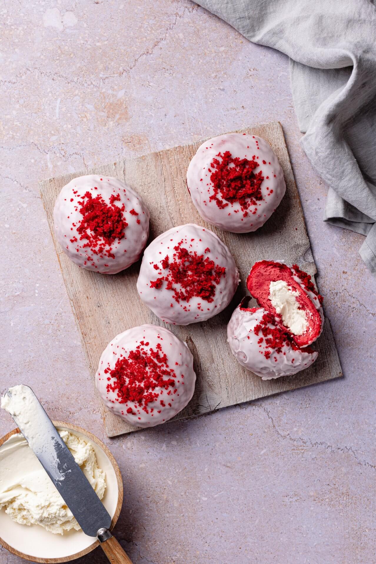 4x Exclusive Red Velvet Doughnuts