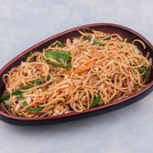 Wok Tossed Hakka Noodles