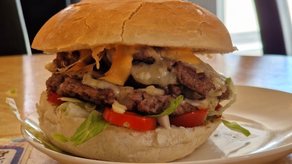 1/2 Pounder Beef Burger