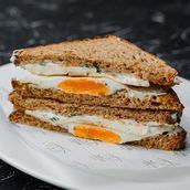 Egg Halloumi cheese Toast