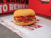 Dose Cheetos Burger