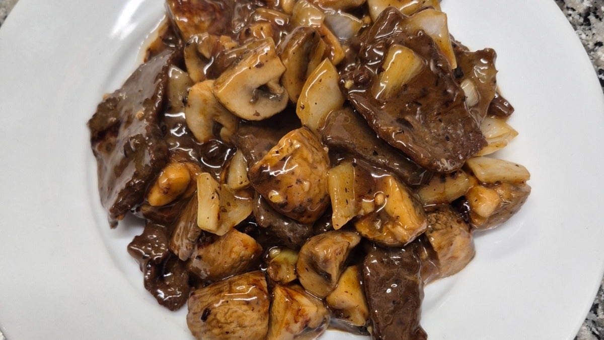 Beef with Mushrooms in Black Bean Sauce