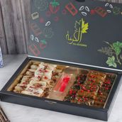 60 Pices Sweet Sour Vine Leaves And  Chicken Meskhan Roll Box