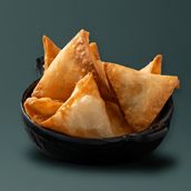 Vegetable Sambousa (10 pcs)