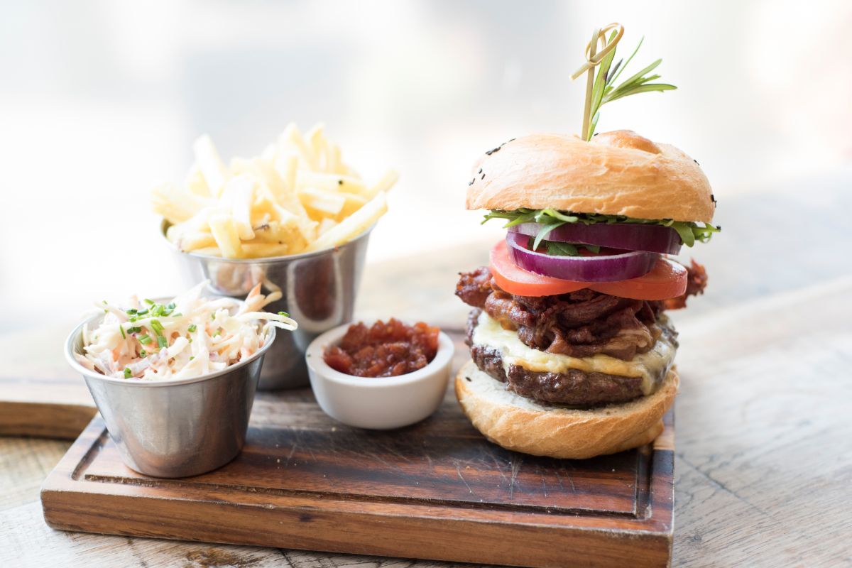 Snooty's Burger