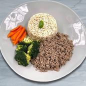 Minced Meat With Tomato Sauce With Brown Rice, Broccoli And Carrot