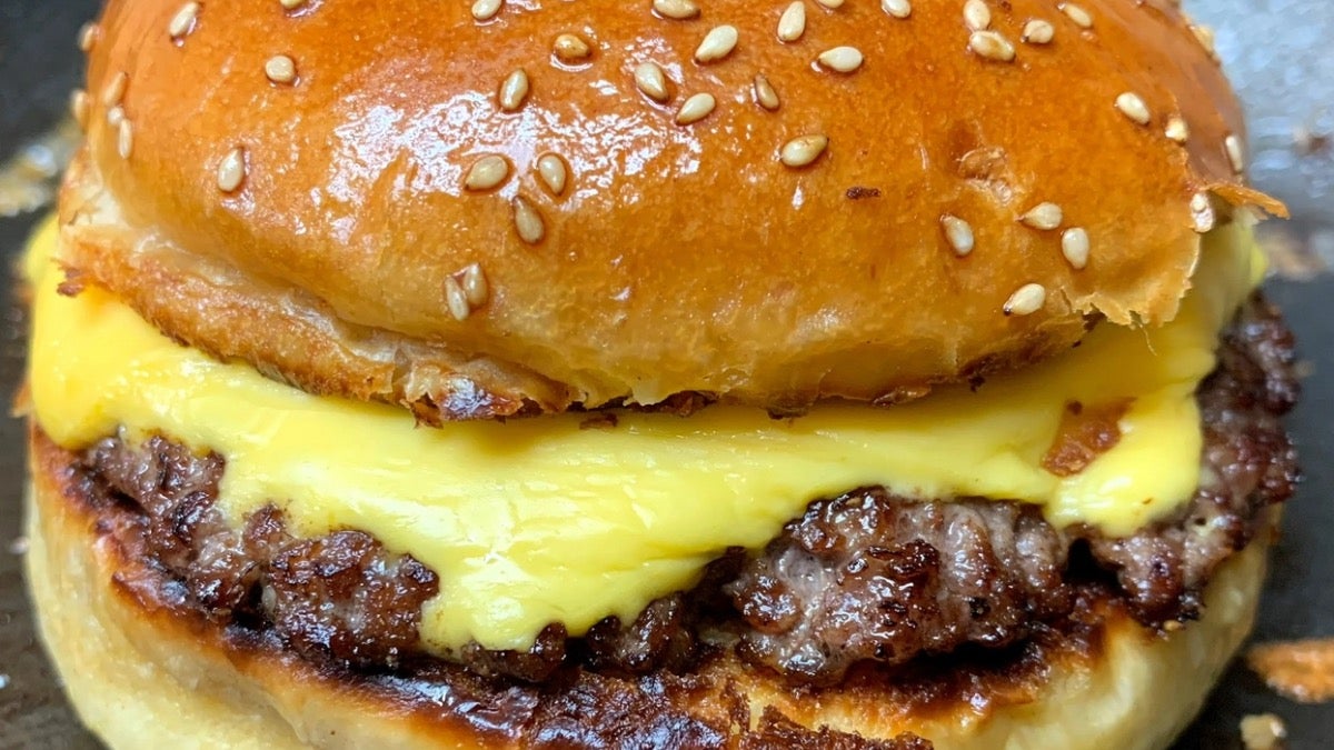 Single cheese burger