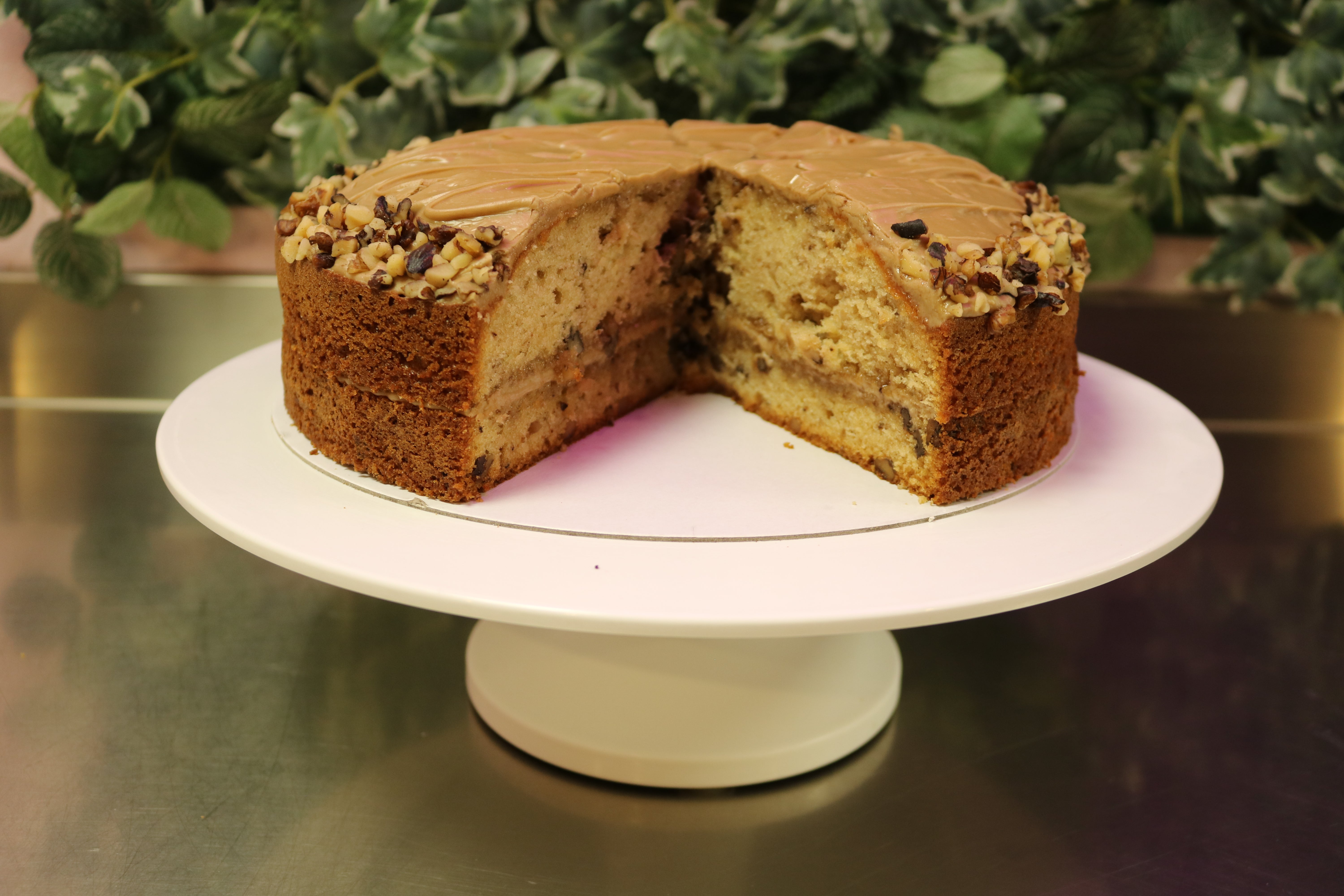 Coffee & walnut cake