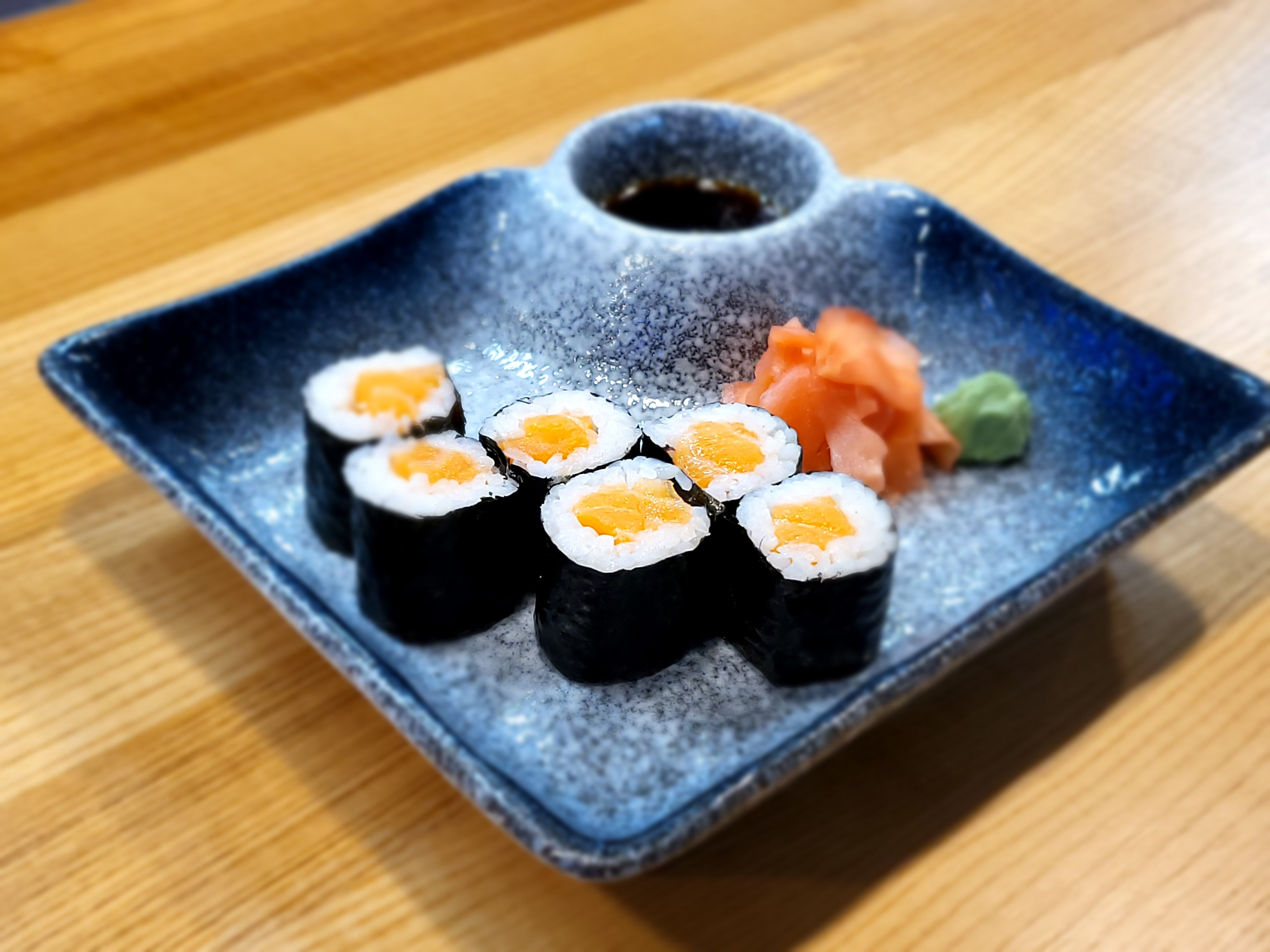 Salmon Maki