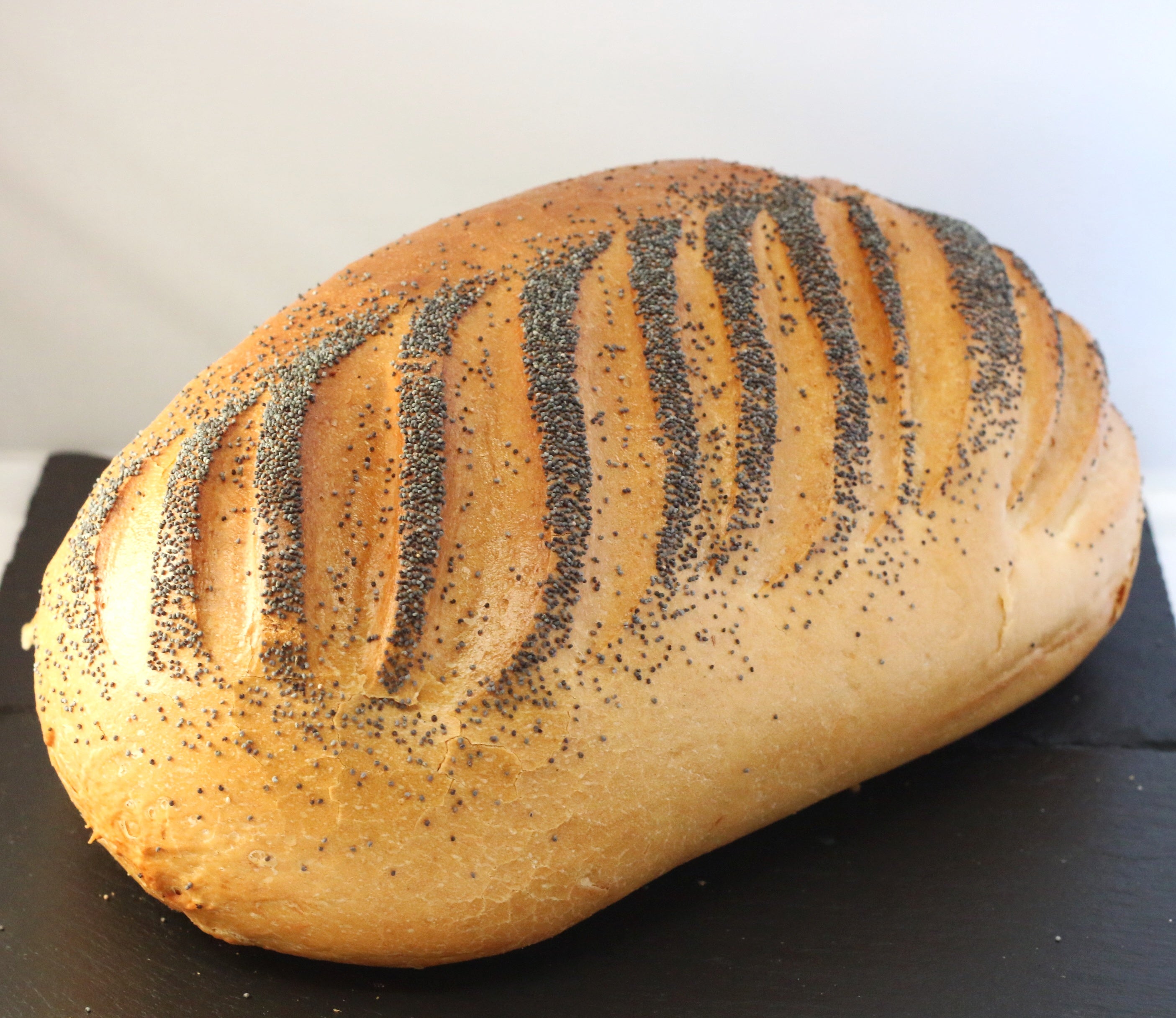Large poppy seed bloomer