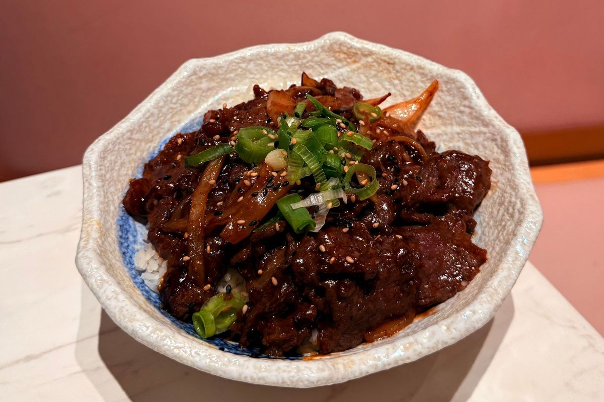 STIR-FRIED BEEF WITH BLACK PEPPER SAUCE RICE  + Soft Drink黑椒牛肉饭套餐