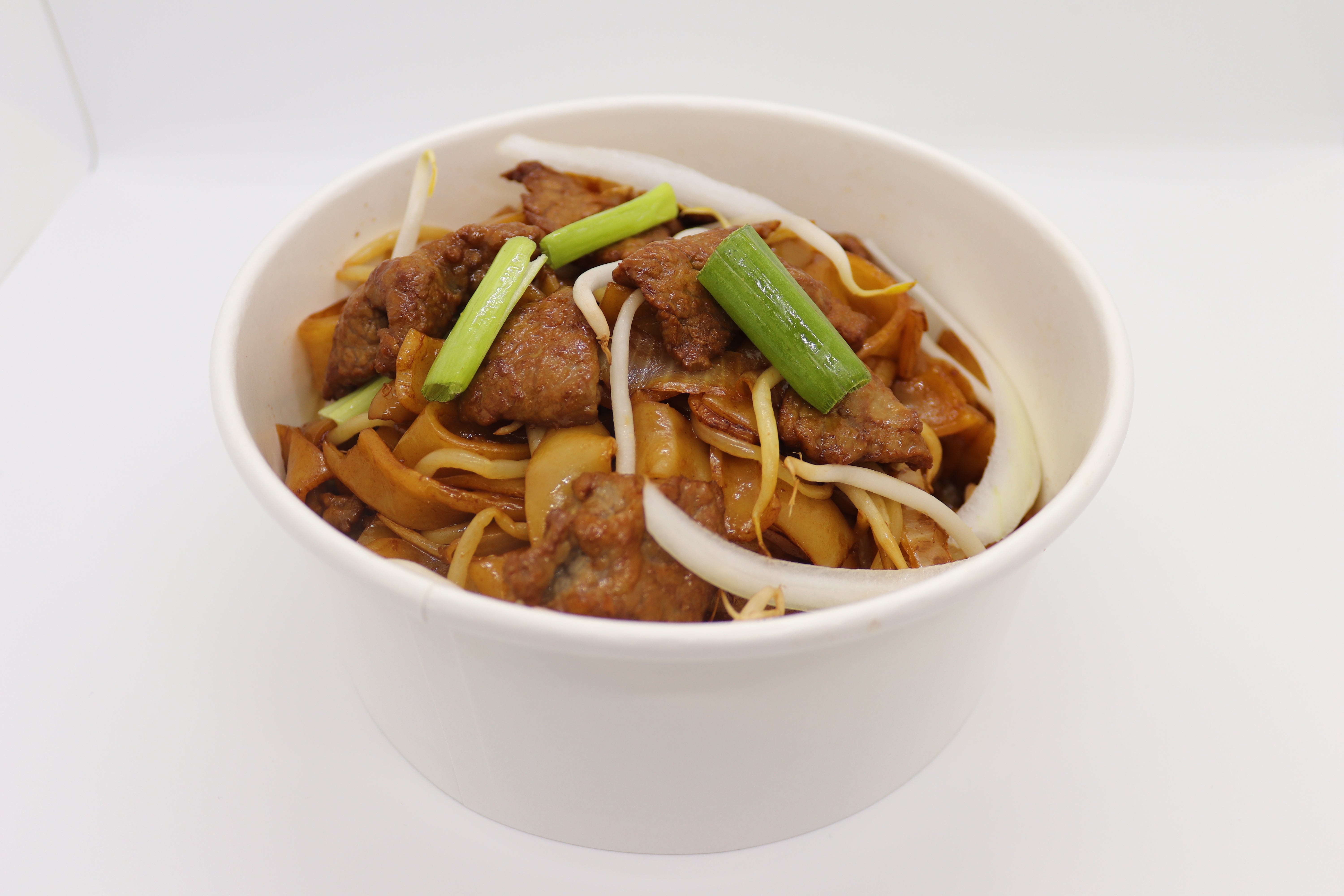 Dry Beef Hofun (干炒牛河)