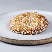 Tahini, white chocolate and Macadamia cookie