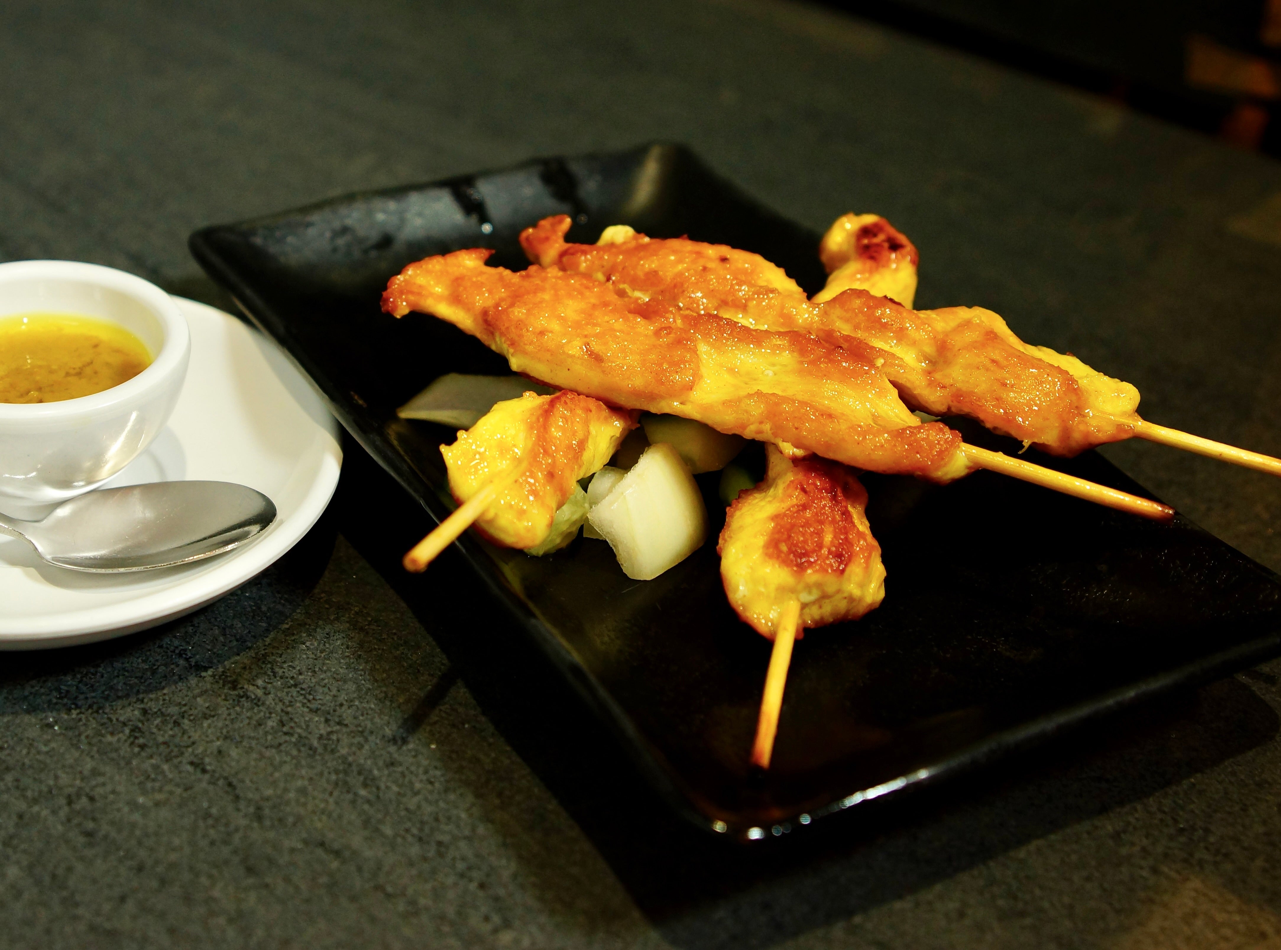 Chicken Skewers with Satay Sauce (Malaysian Style) (沙爹鷄串)