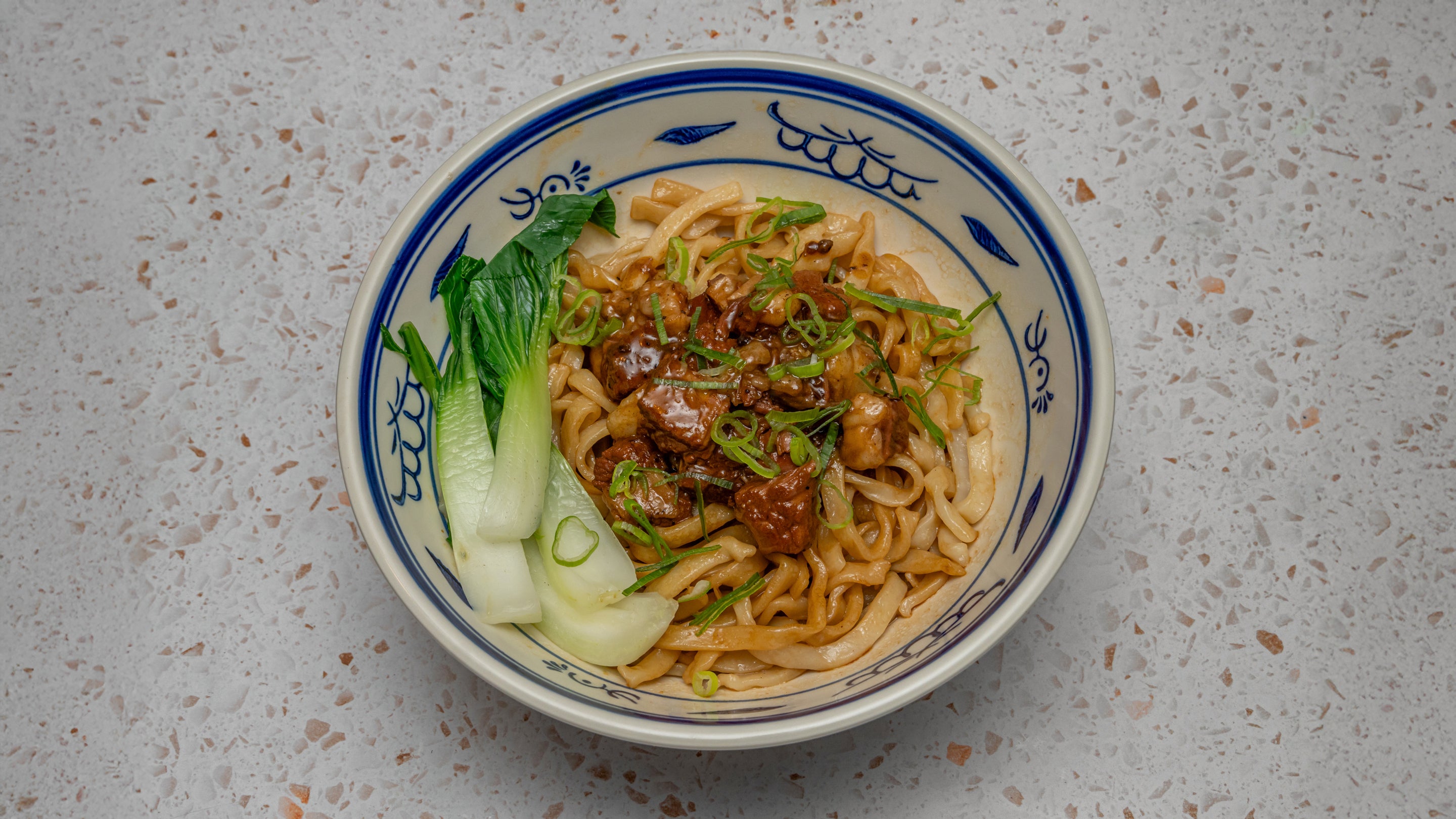 干拌牛肉面  Braised Beef Dry Noodle