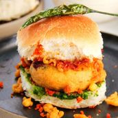 Vada pav